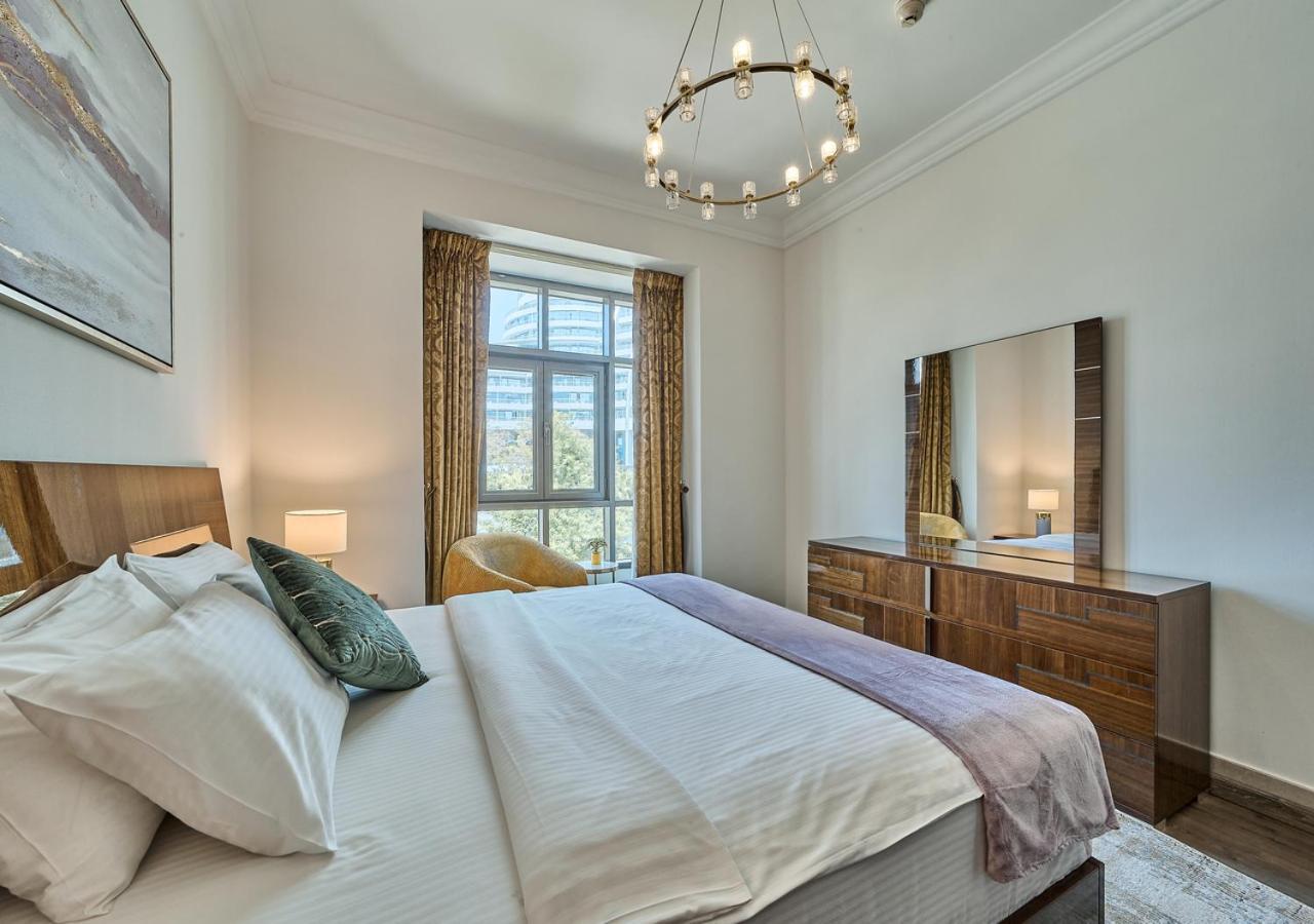 Burj Khalifa Partial View Peak Living Luxury 2Br Souk Al-Bahar Beside Dubai Mall-Golden Homes Екстериор снимка