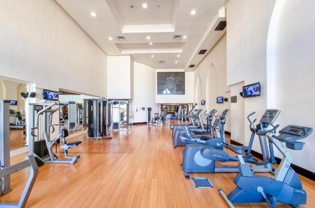 Burj Khalifa Partial View Peak Living Luxury 2Br Souk Al-Bahar Beside Dubai Mall-Golden Homes Екстериор снимка